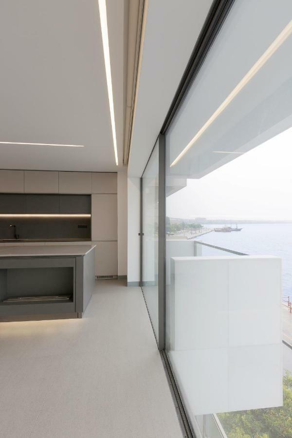 Infinity Sea View Apartment Thessaloníki Eksteriør billede